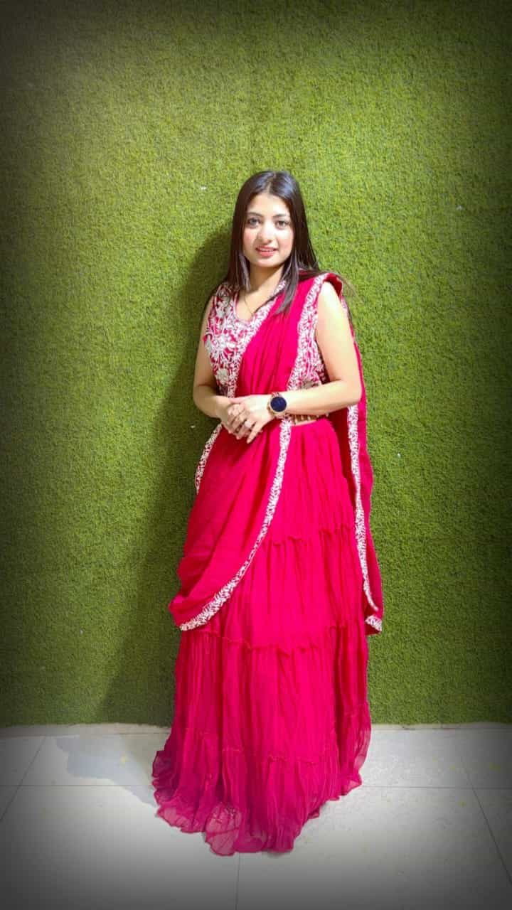 SareeLehenga Glam Set