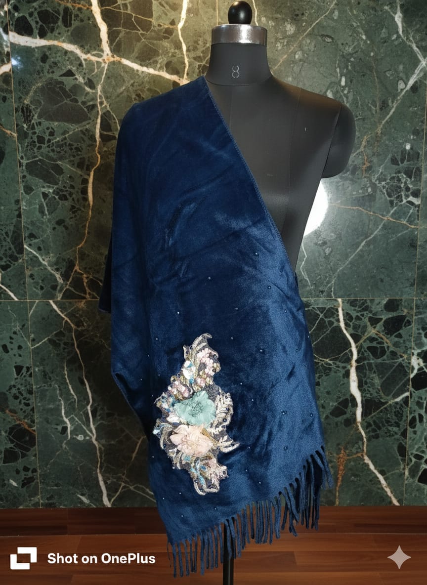 Velvet stole side work 